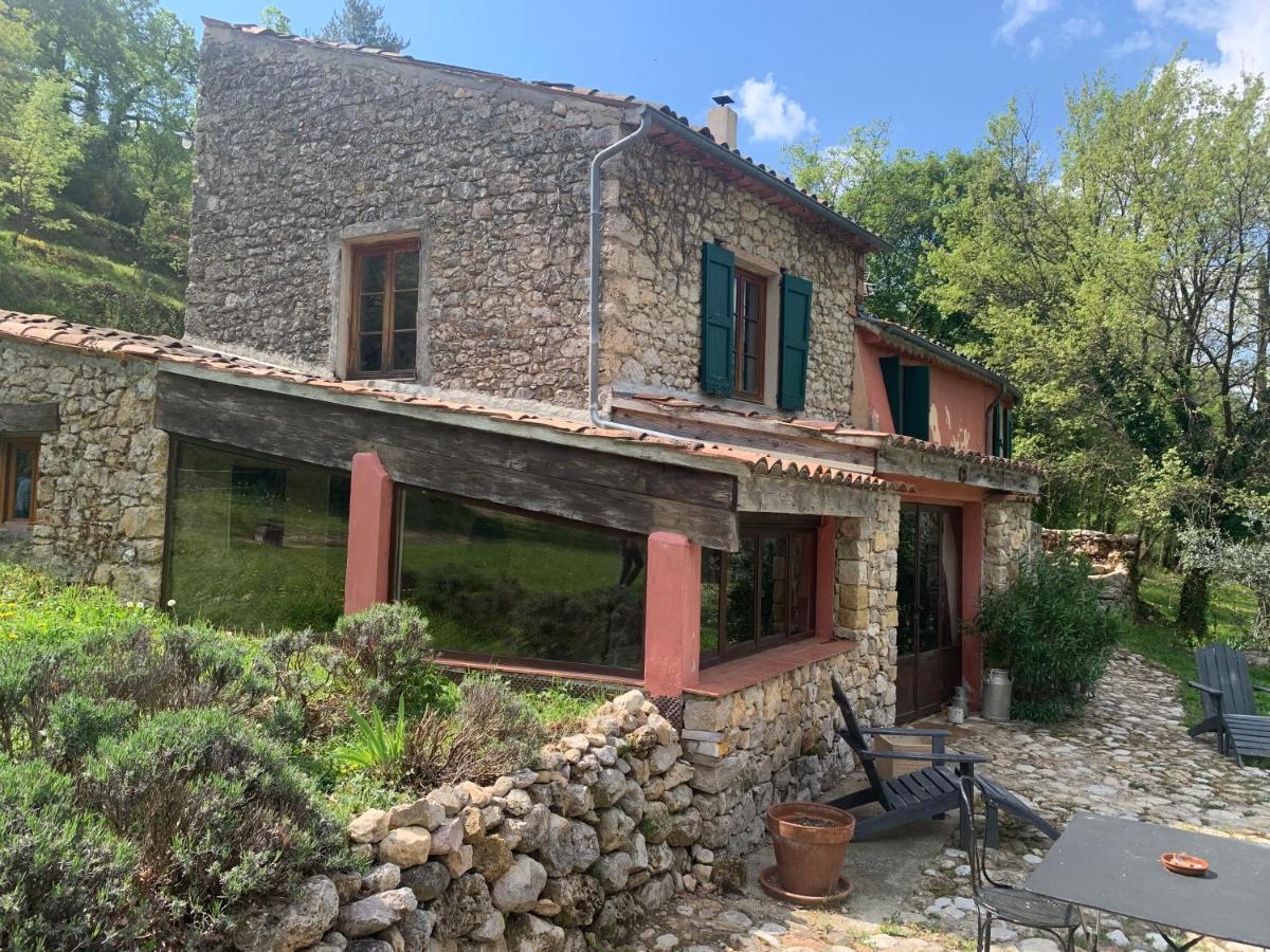 Mymoustiers Villa Exterior photo